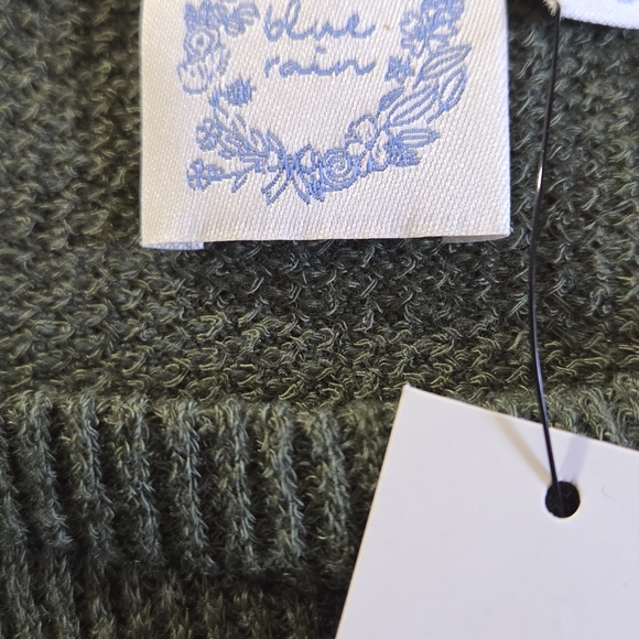 Francesca's Collections Green Floral Sleeve Blouse - Picture 6 of 7